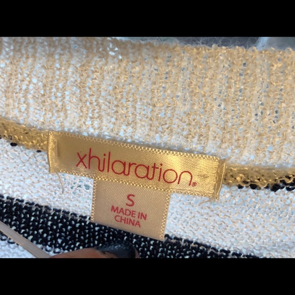 Size Small. Worn Once. Blue + White Cardigan 💙 - Picture 6 of 8